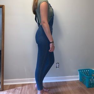 Skinny overalls